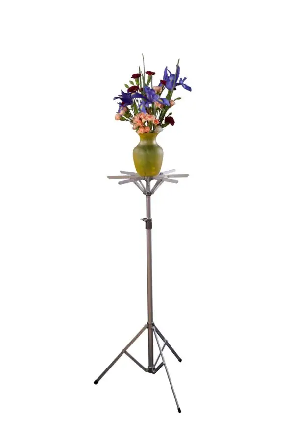 large L stand